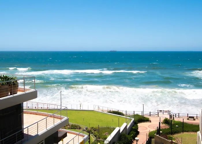 16 Bronze Beach Umhlanga Rocks
