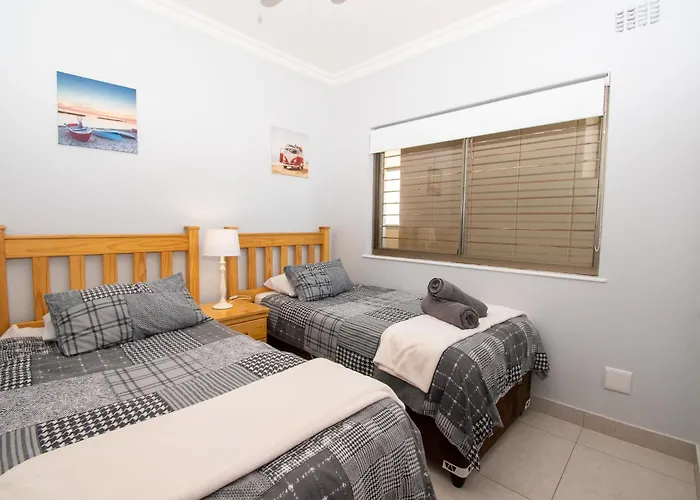 16 Bronze Beach Umhlanga Rocks